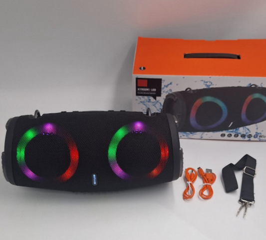 Bocina Aprueba de Agua XTREEM3 LED con Luces RGB