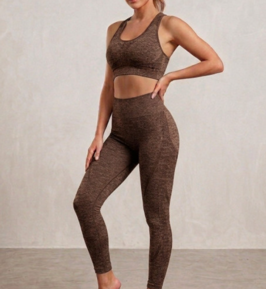 Set Deportivo Pantalón Largo — Marrón