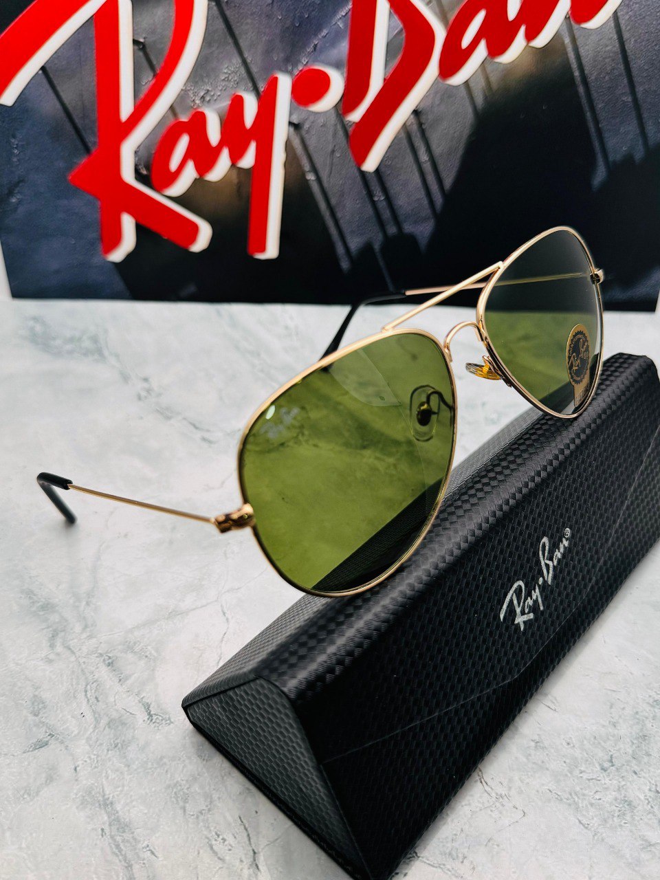 Gafas de Sol Estilo Aviator con Estuche Premium